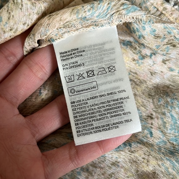 💥 3 for $15 - HM Peplum Tank Top - Picture 4 of 4